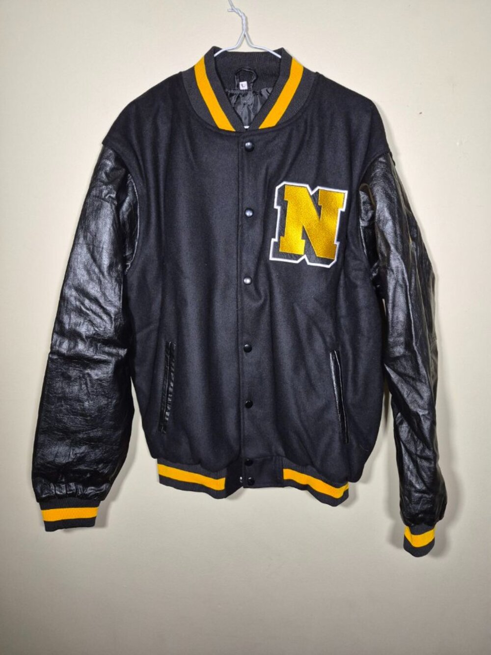 Classic Wool & Leather Varsity Letterman Style Jacket – Size L